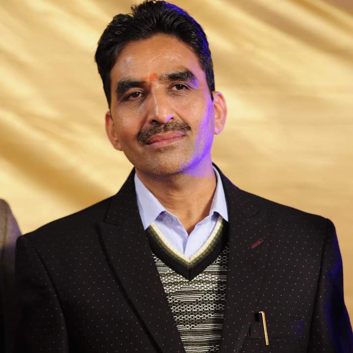 About Astro Rishi Shastri